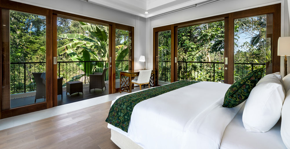 Pala Ubud - Villa Seraya B - Restful master bedroom eclosed by nature